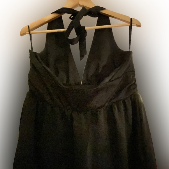 Black satin halter dress - Picture 7 of 16